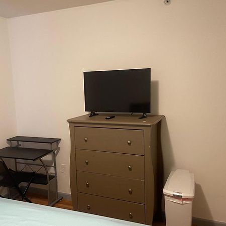 Permat,Llc Hotel Нюарк Екстериор снимка